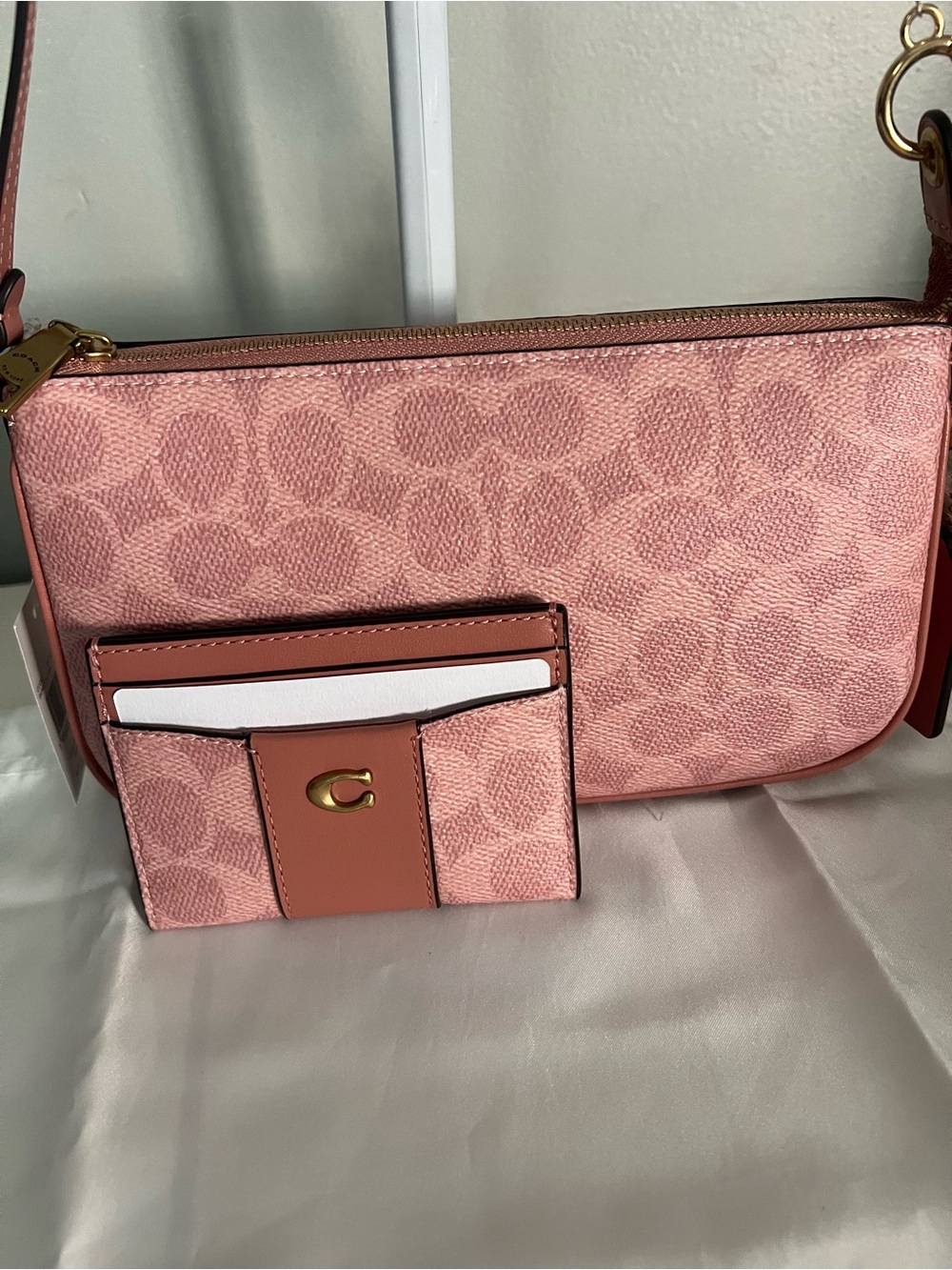 Coach Shoulder Bag with Matching Card Case - Picture 3 of 11
